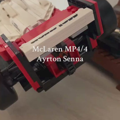 Fórmula 1 - McLaren MP4/4 + Ayrton Senna (693 peças)