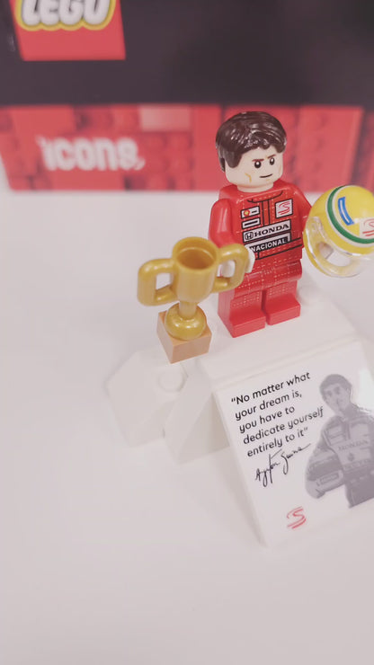 Fórmula 1 - McLaren MP4/4 + Ayrton Senna (693 peças)