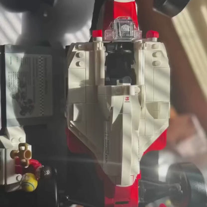 Fórmula 1 - McLaren MP4/4 + Ayrton Senna (693 peças)