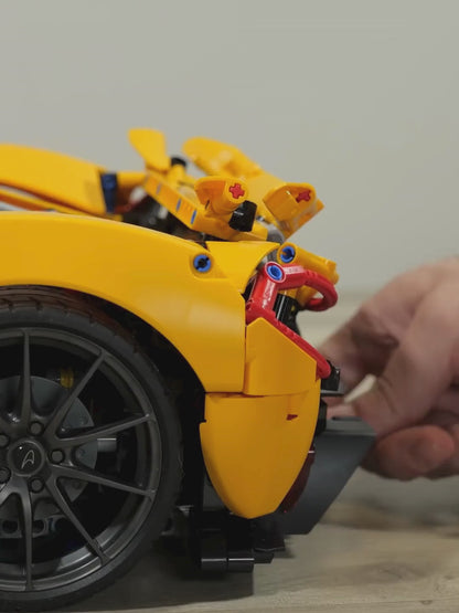 McLaren P1 (3893 peças)