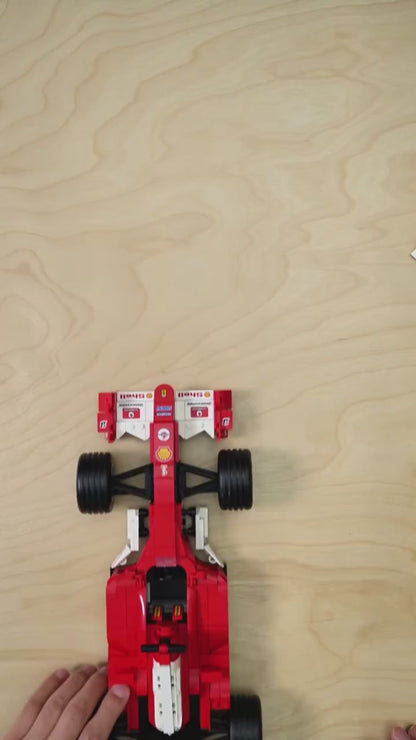 Ferrari F2004 - Michael Schumacher (735 peças)