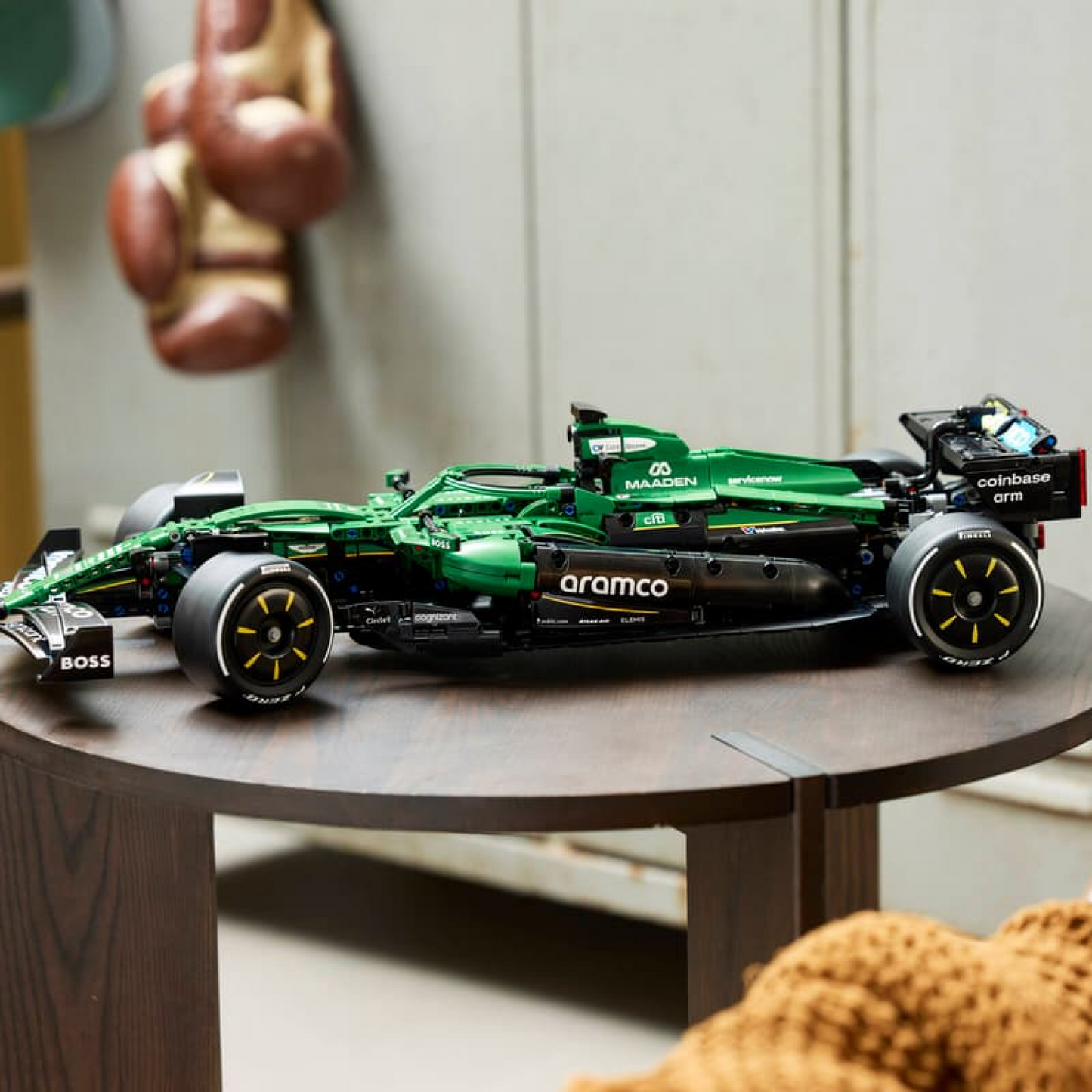 Fórmula 1 - Aston Martin AMR25 (1547 peças)