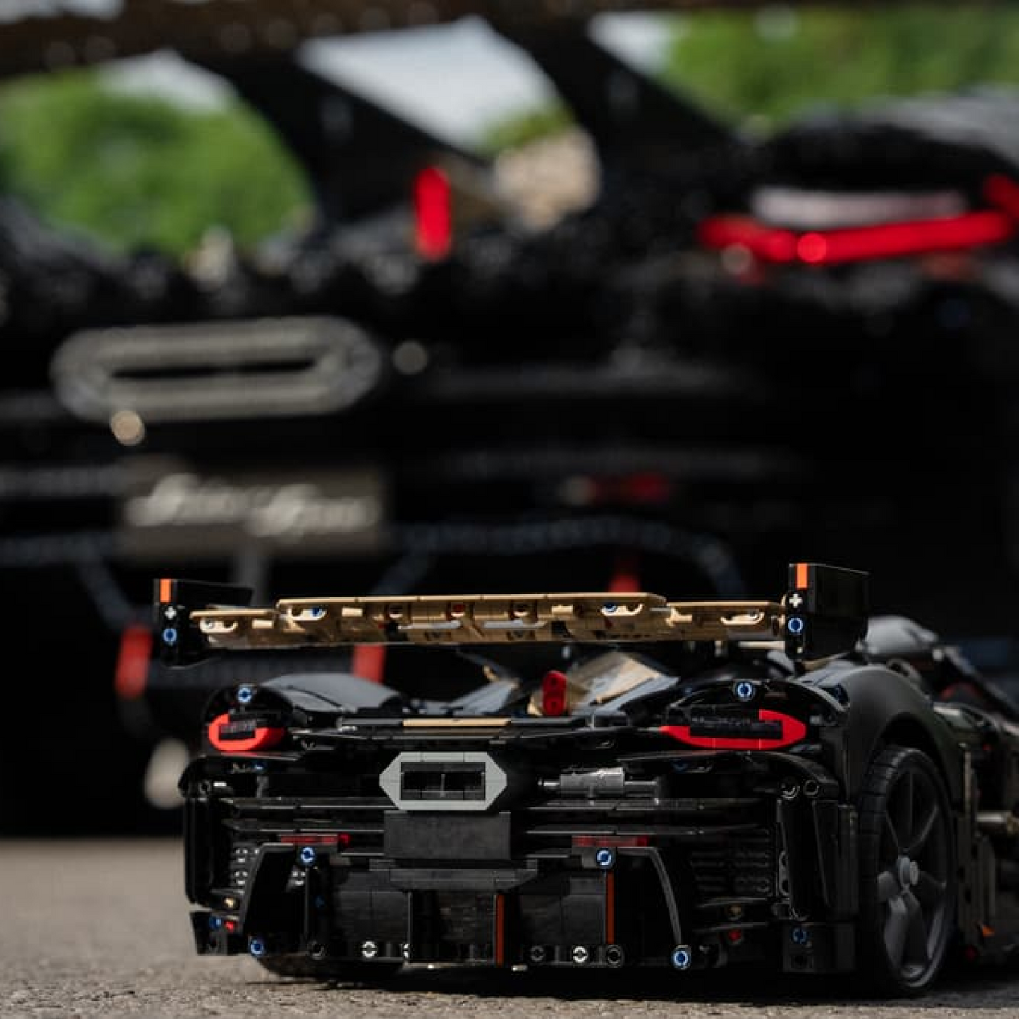 Koenigsegg Sadair's Spear - Megacar (4104 peças)