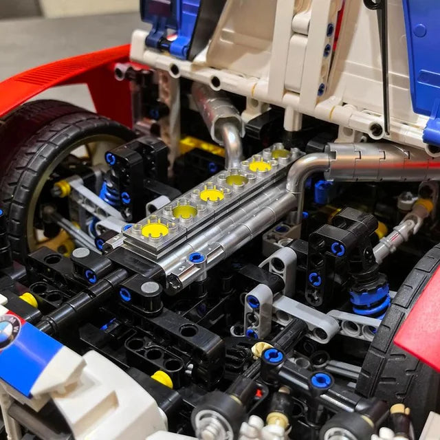 BMW M4 GT4 (4556 peças)